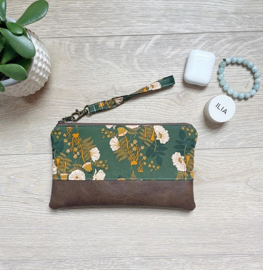 Green mushroom Wristlet